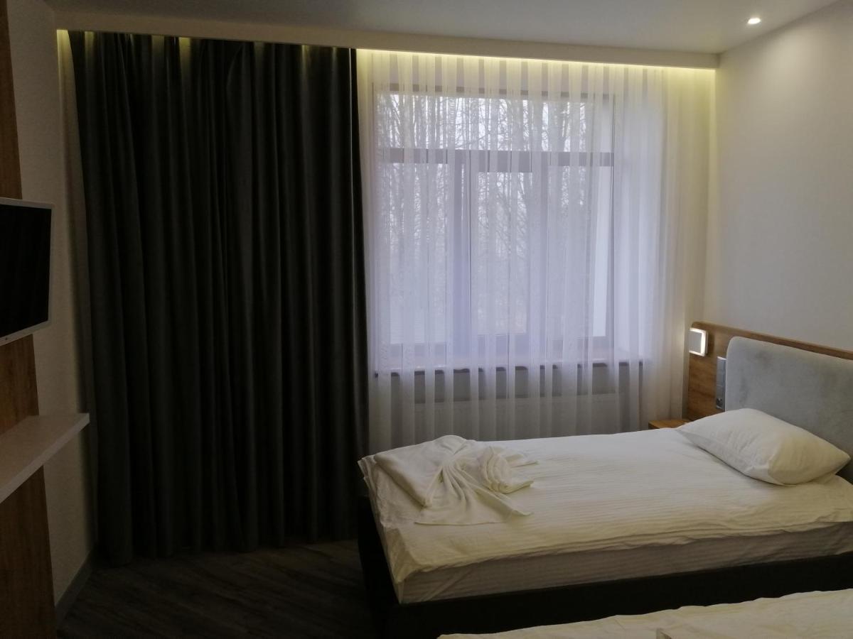 Guest House Bar  ภายนอก รูปภาพ