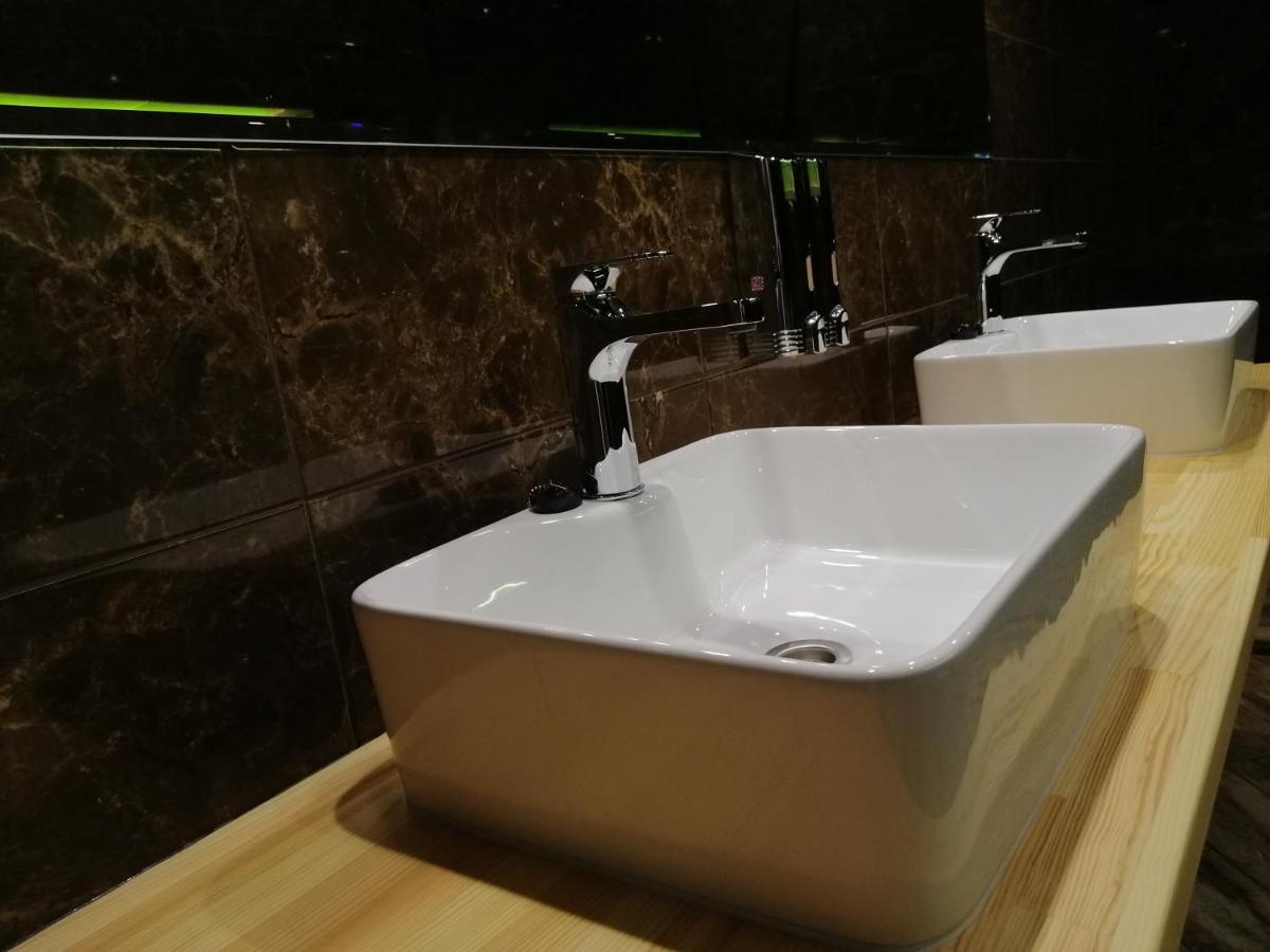 Guest House Bar  ภายนอก รูปภาพ